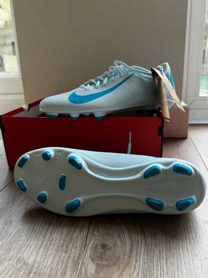 Nike Football Boots - Size 10