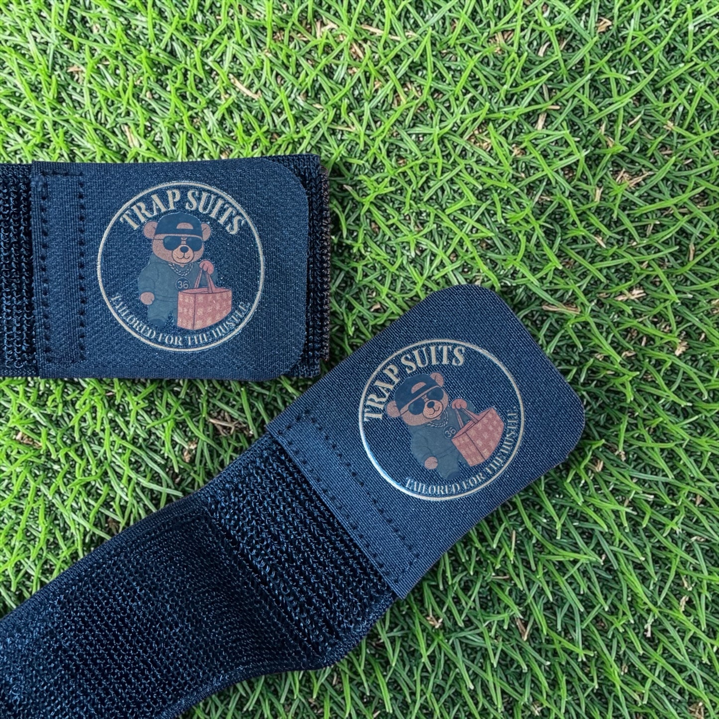 Trapsuits Shin guards